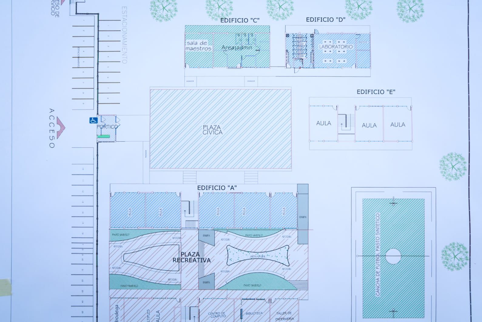 Planos de nuevos edificios para el plantel