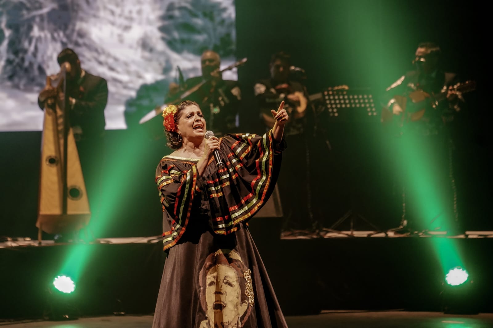 María Elena Leal