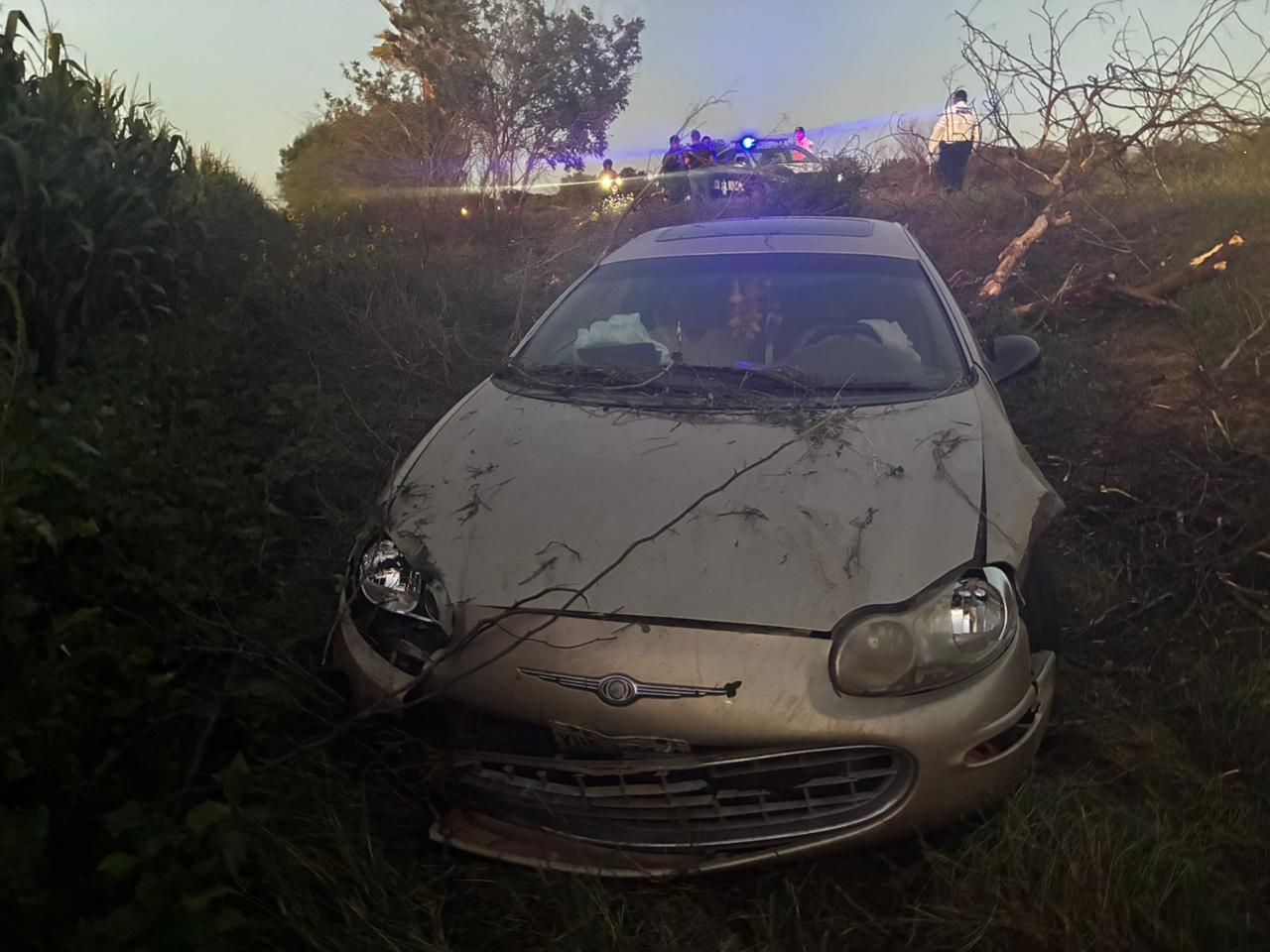 Conductor se accidenta en el Libramiento Poniente de Los Mochis, Sinaloa
