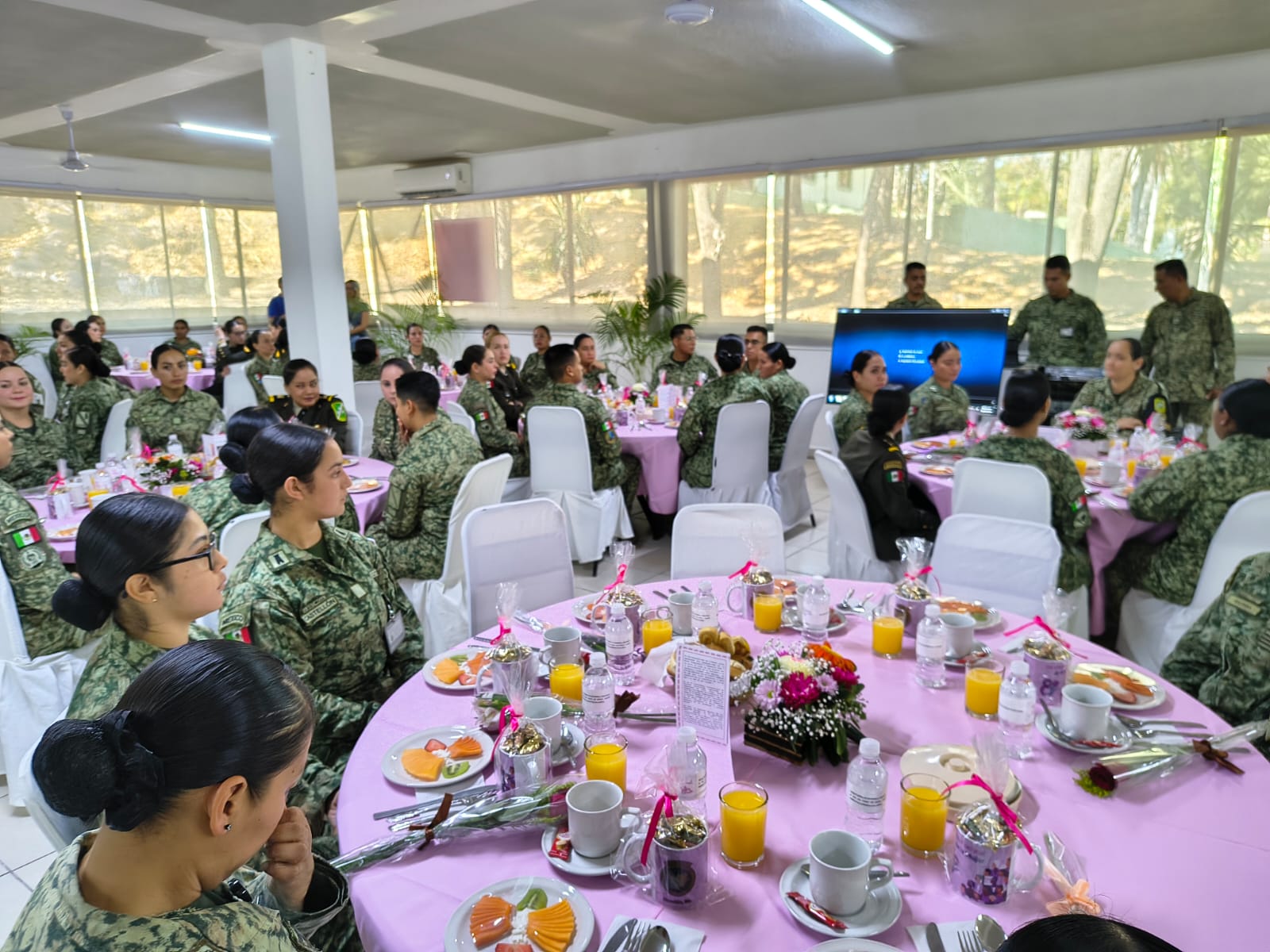 Conmemora Ejército Mexicano el Día Internacional de la Mujer