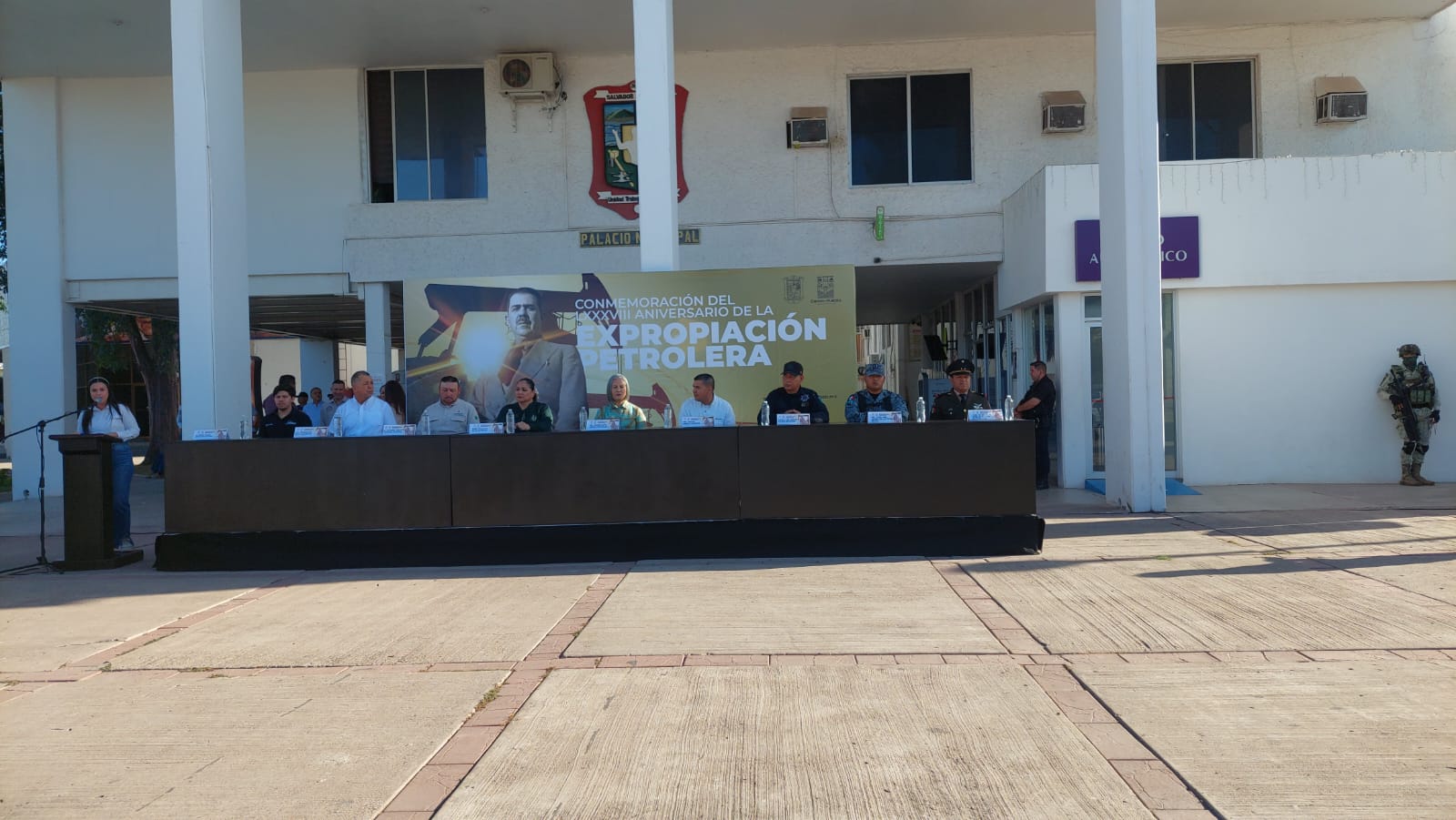 Conmemoran aniversario de la Expropiación Petrolera en México en Salvador Alvarado
