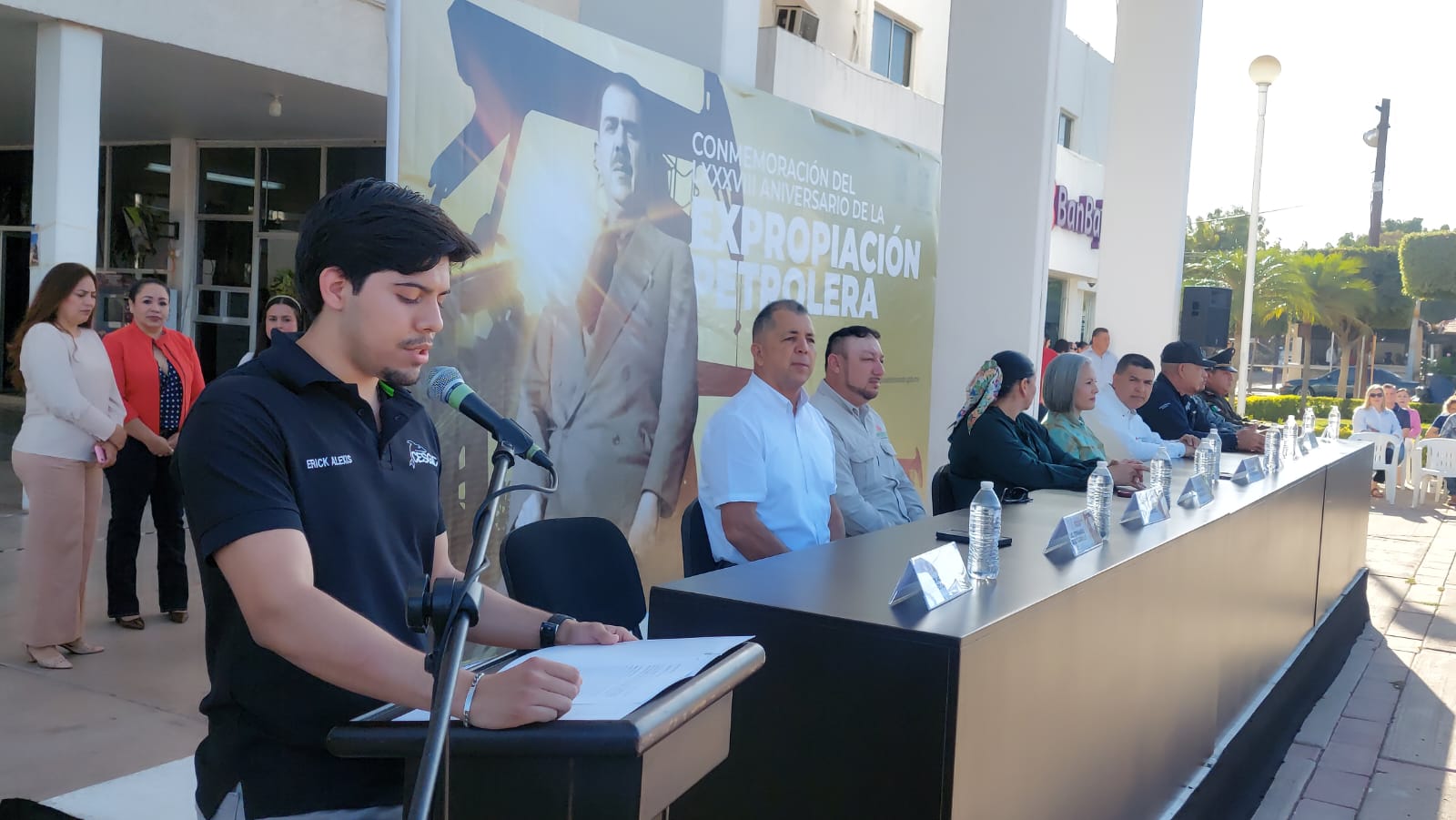 Conmemoran aniversario de la Expropiación Petrolera en México en Salvador Alvarado
