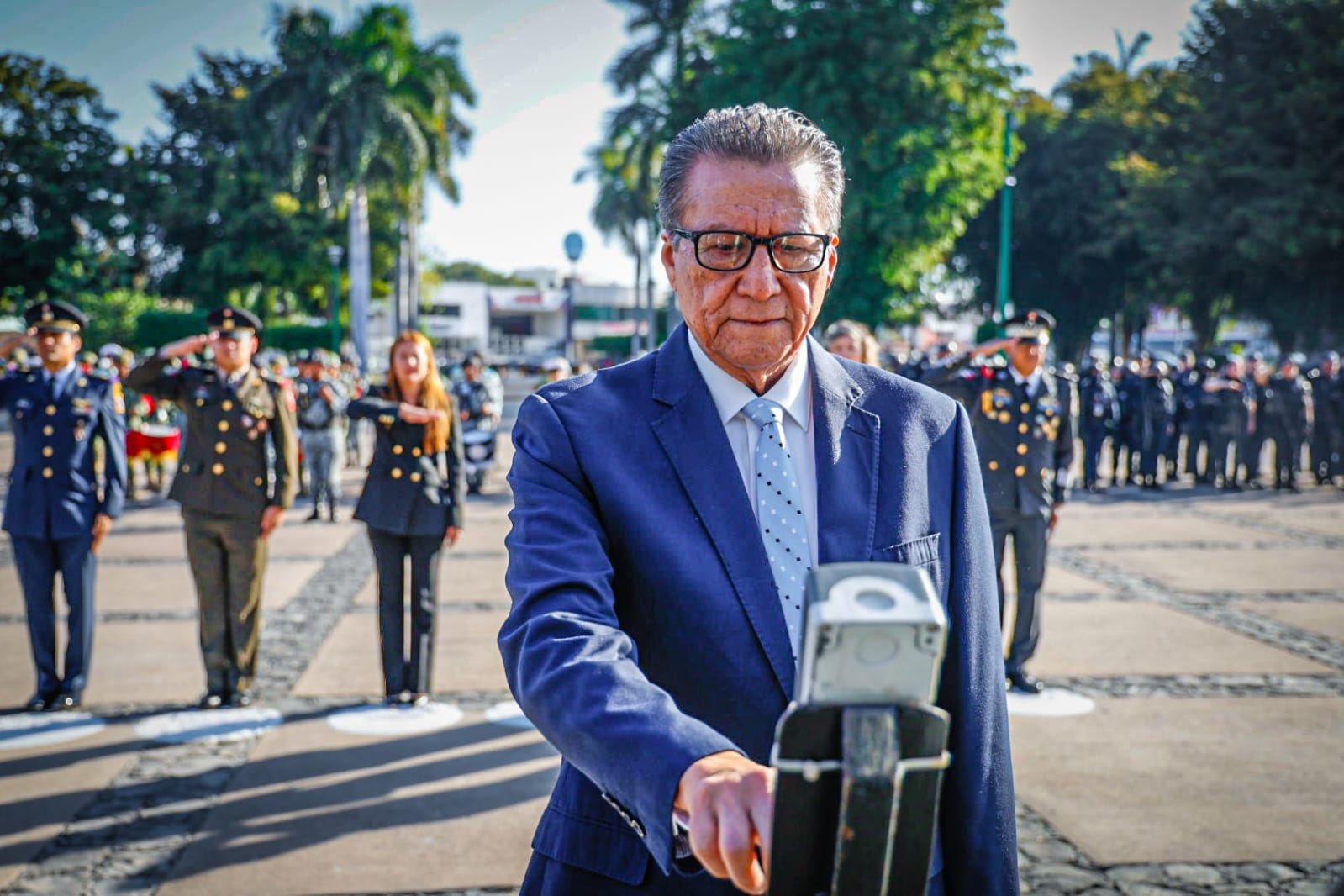 feliciano valle durante la conmemoracion del 88 aniversario de la expropiacion petrolera en mexico