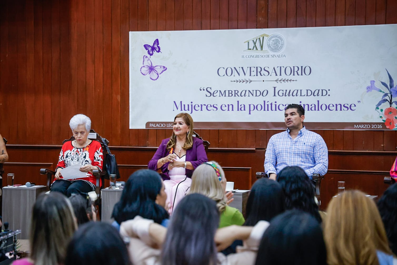 Conversatorio "Sembrando Igualdad: Mujeres en la Política Sinaloense"