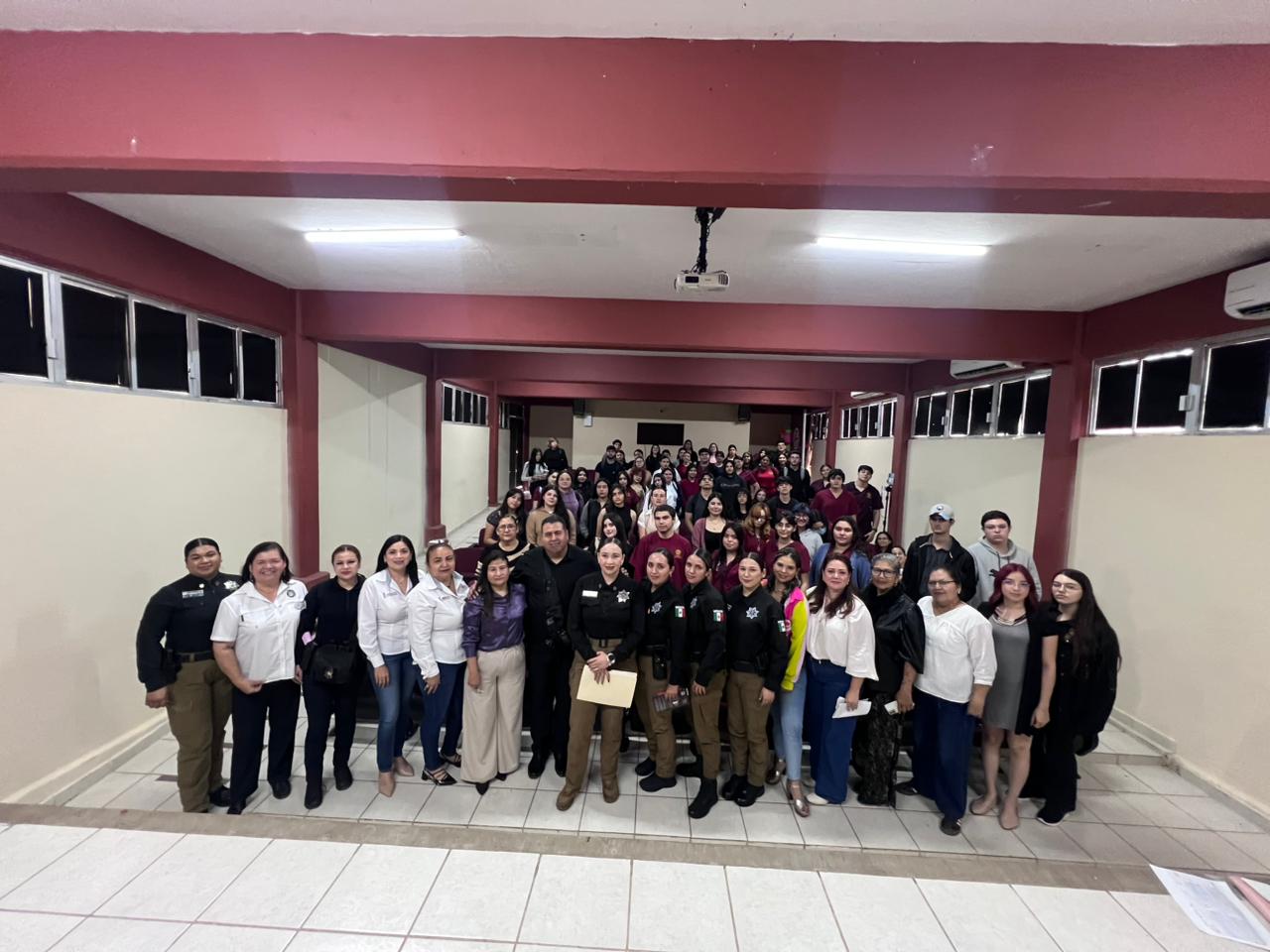 Conversatorio Prevención del Feminicidio, en la UAdeO Guasave