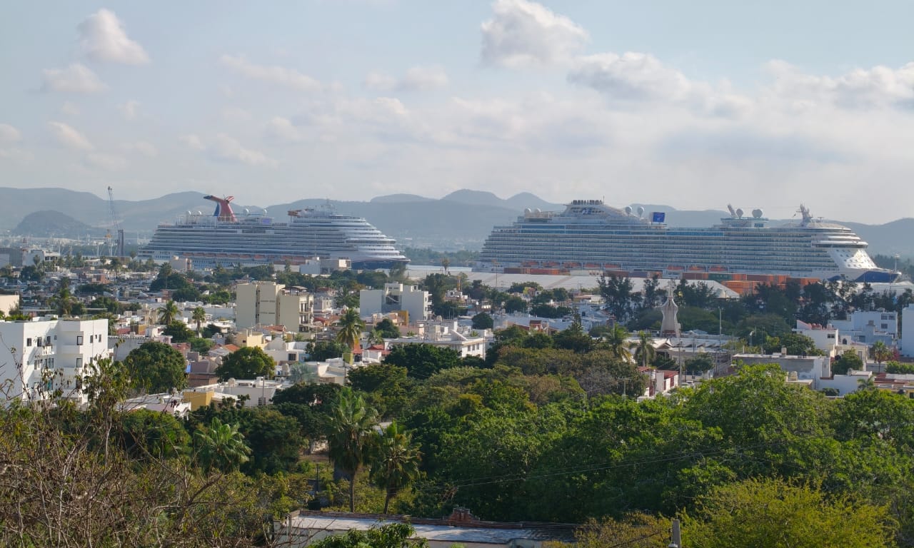 Cruceristas en Mazatlán