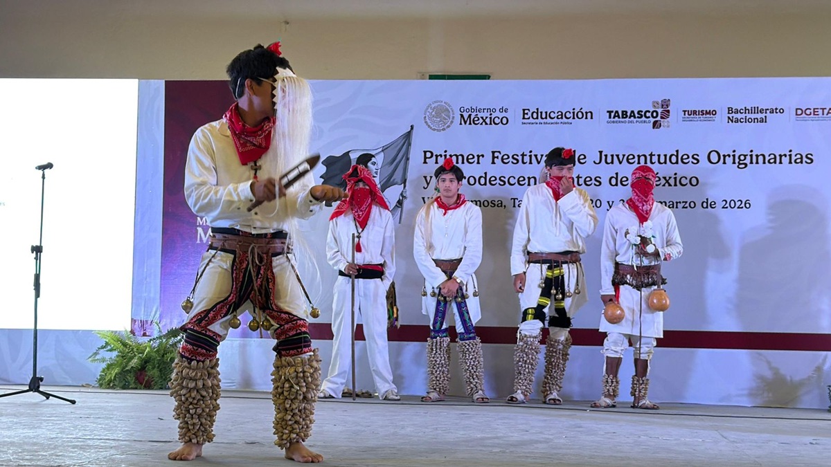 Jóvenes danzantes del Venado del CBTA 81 de El Fuerte destacan en encuentro nacional en Tabasco