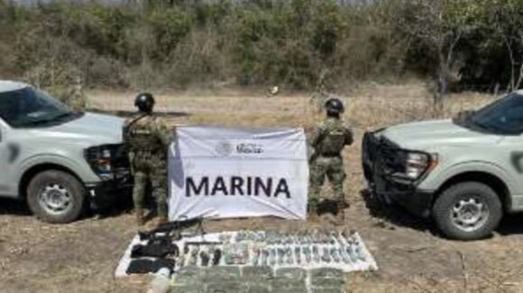 Aseguran arsenal y explosivos en Elota, Sinaloa, durante operativos de fuerzas federales