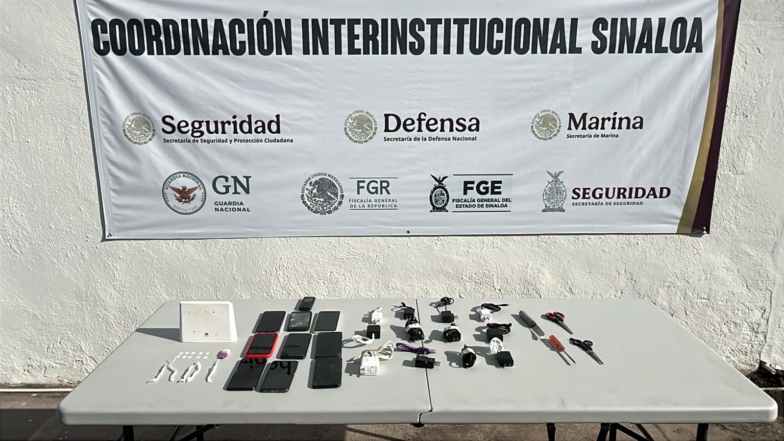Decomiso en revisión al penal de Aguaruto, en Culiacán