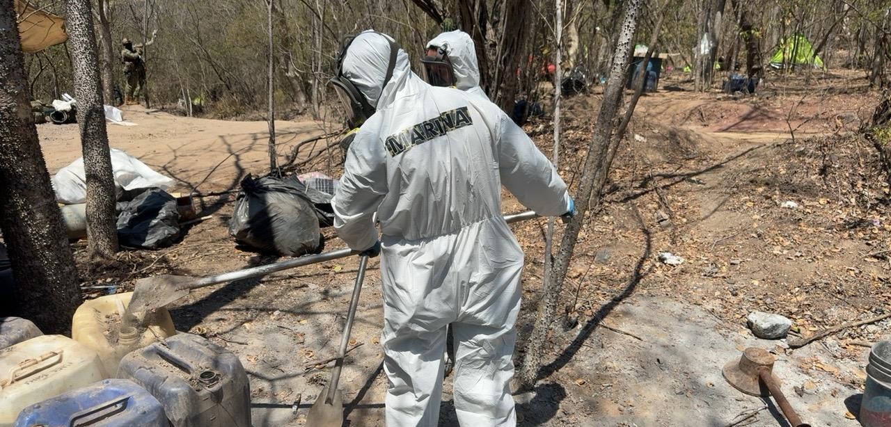 desmantelan autoridades de la marina un narcolaboratorio en mocorito sinaloa con valor de 157 millones de pesos