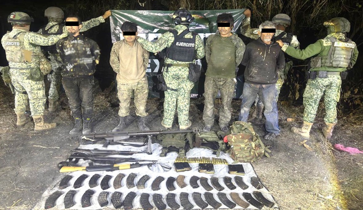 Ejército detiene a cuatro hombres y libera a un 'levantado' en Tecualilla, Escuinapa, Sinaloa