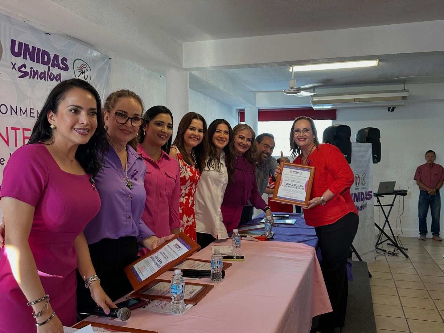 Toma de protesta a las dirigentes municipales de la zona sur de Sinaloa