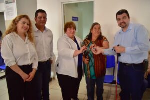 Jornada de diagnóstico y otorga lentes gratuitos en Ahome
