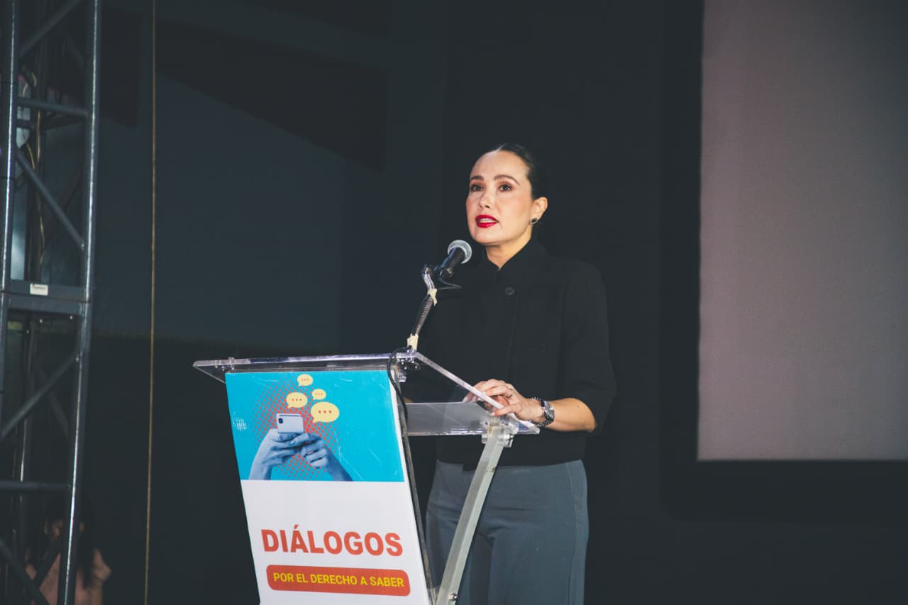 Diálogos por el Derecho a Saber