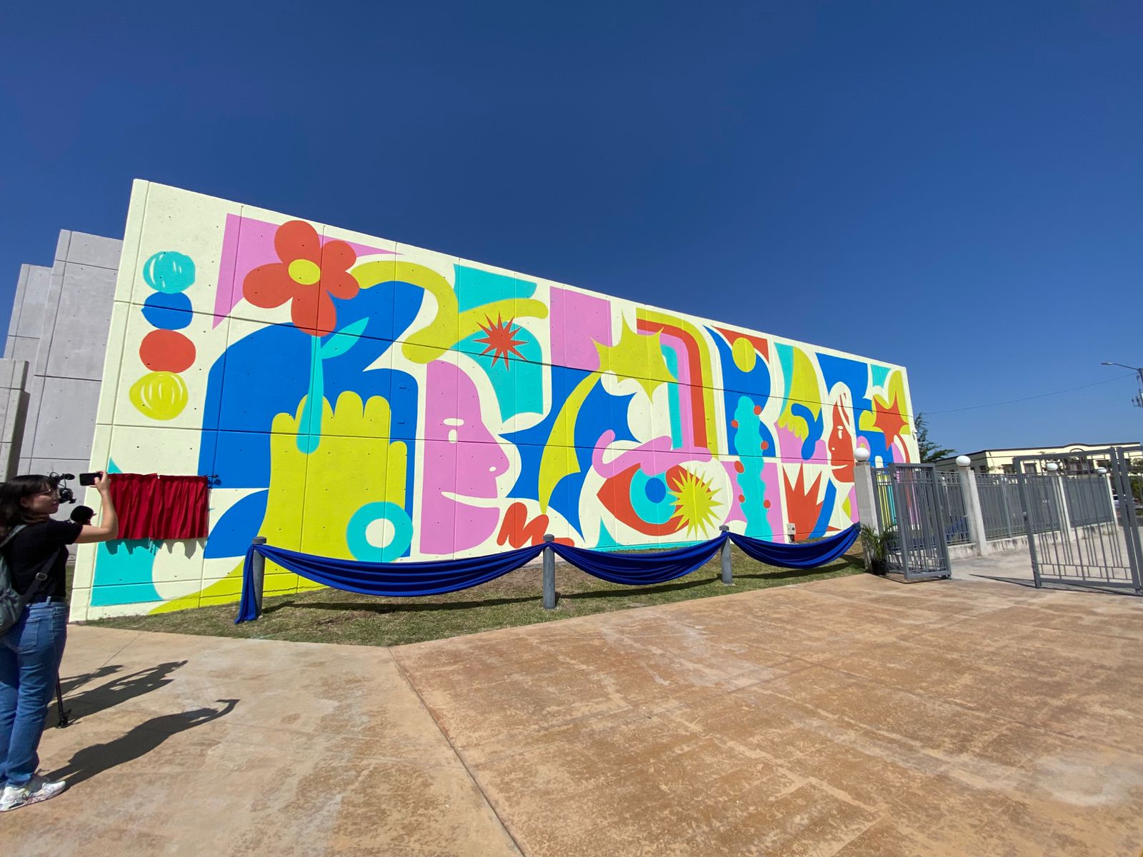 Sistema DIF Sinaloa inauguró el mural “Nuestra Pared, Nuestra Voz” en el Centro de Autismo de Sinaloa (CAS).