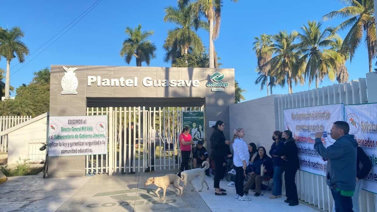 trabajadores de conalep guasave se sumaron a la huelga laboral estatal en apoyo a un plantel de los mochis