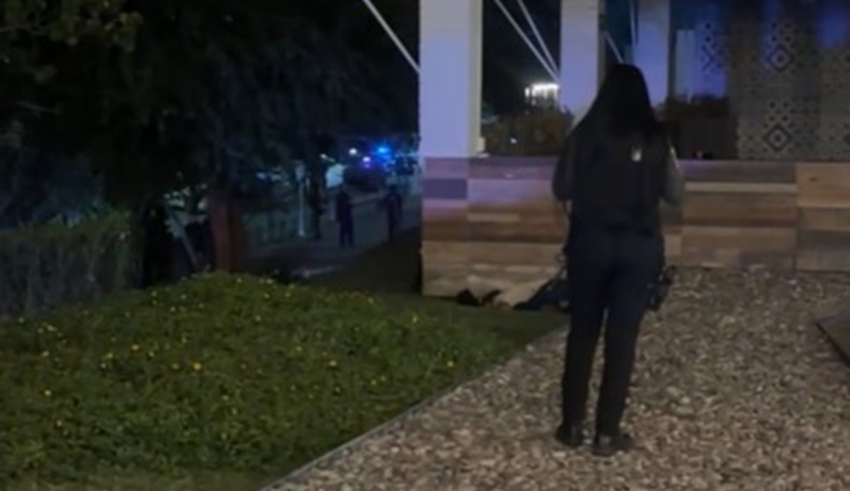 Ejecutan a dos personas al interior de la plaza Cuatro Ríos, en Culiacán