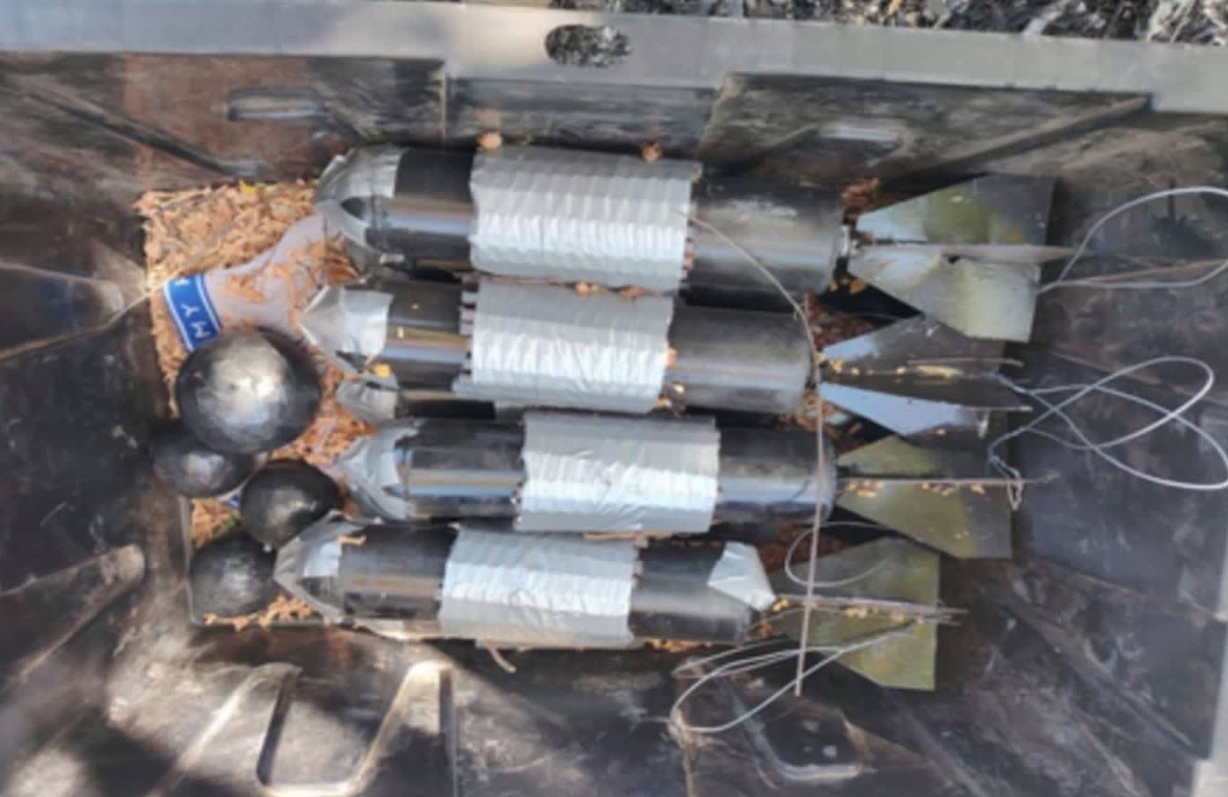 ejercito asegura explosivos en agua caliente de los monzon culiacan sinaloa