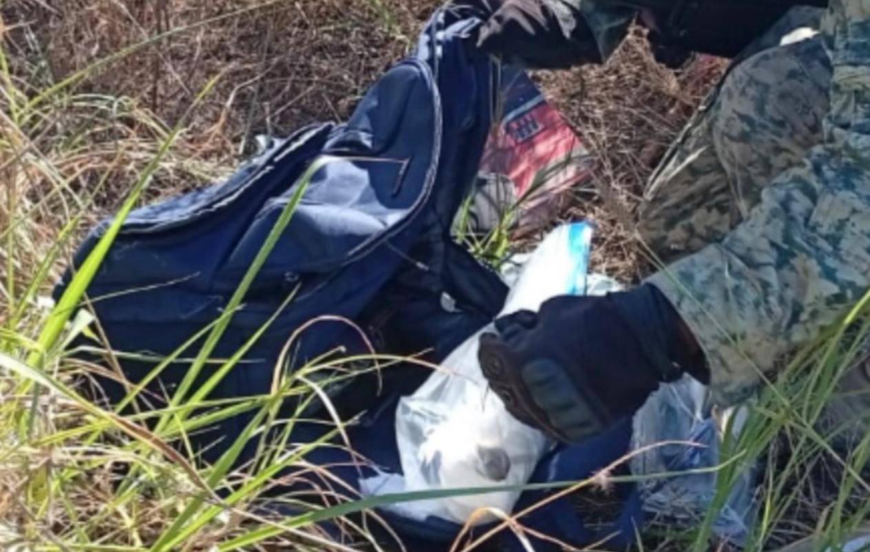 ejercito asegura maleta con dinero falso y drogas en culiacan sinaloa