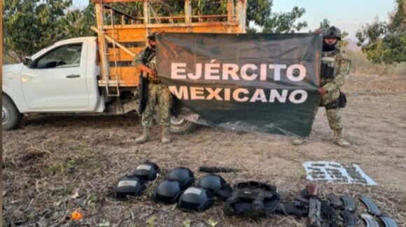 Operativo en Escuinapa, Sinaloa, deja aseguramiento de arma larga, cartuchos y vehículo robado