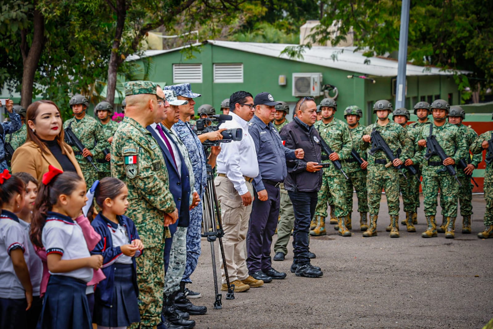 Ceremonia de destrucción de armamento decomisado