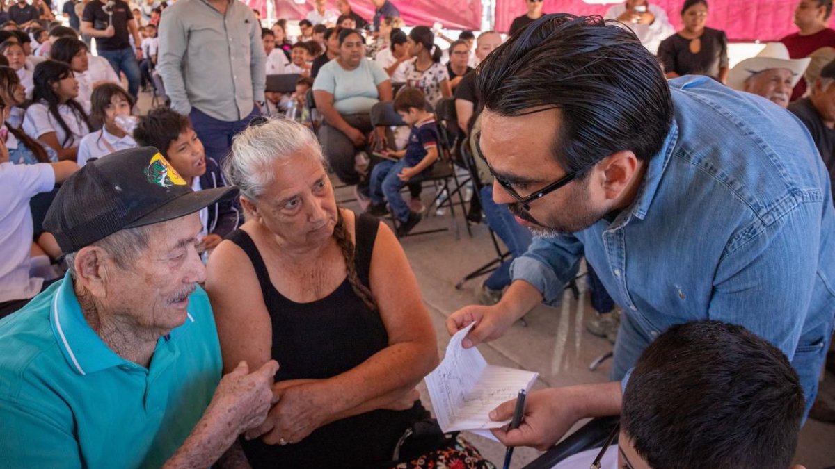 entrega alcalde gamez mendívil obra en bachigualatito culiacan sinaloa adultos