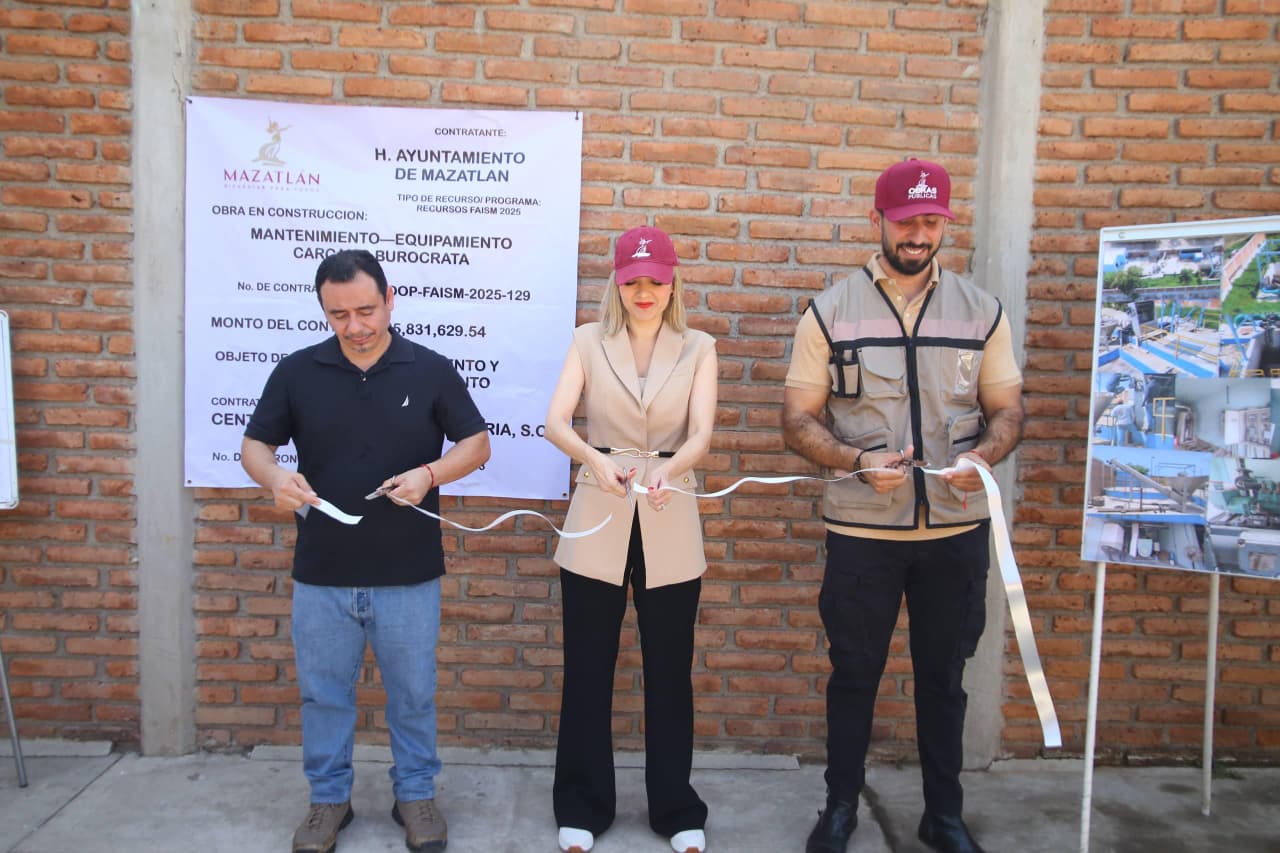 Estrella Palacios Domínguez, Martín Gallardo Noriega y Jorge González Naranjo