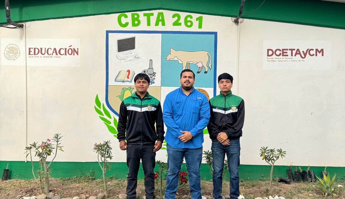 Estudiantes del CBTA 261 de Navolato viajan a Tabasco para participar en festival de Juventudes Originarias