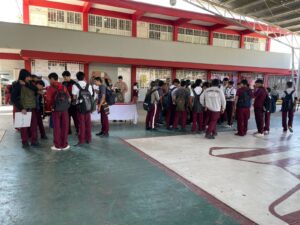 Marina acerca la paz a las aulas; estudiantes de secundaria en Mazatlán