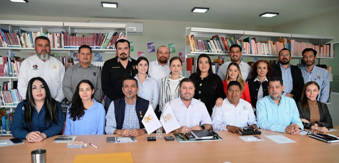 Alcalde de Badiraguato, José Paz López se reúne con especialistas de la UAS