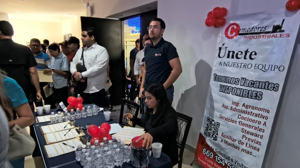 Más de 50 empresas ofrecen vacantes en Feria del Empleo en Canaco ...