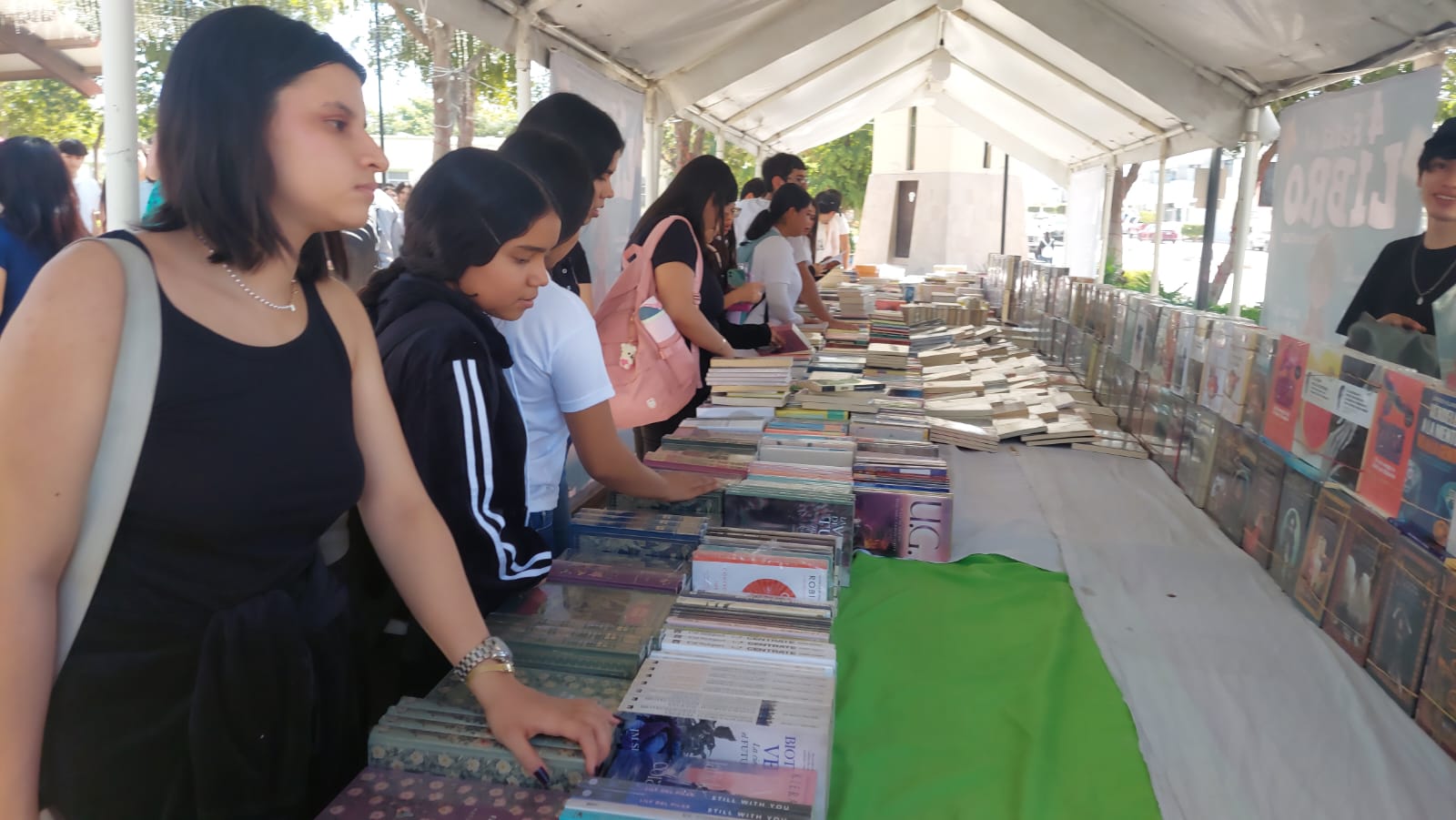 Feria del Libro en Salvador Alvarado, Sinaloa
