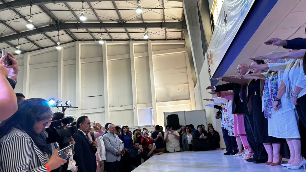 feria del libro uas en mazatlan toma de protesta