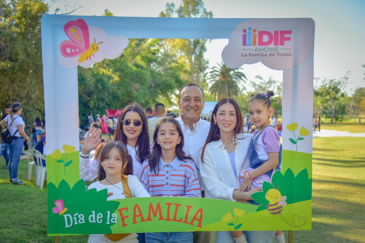Festejo por el Día de la Familia en el Parque Sinaloa de Los Mochis