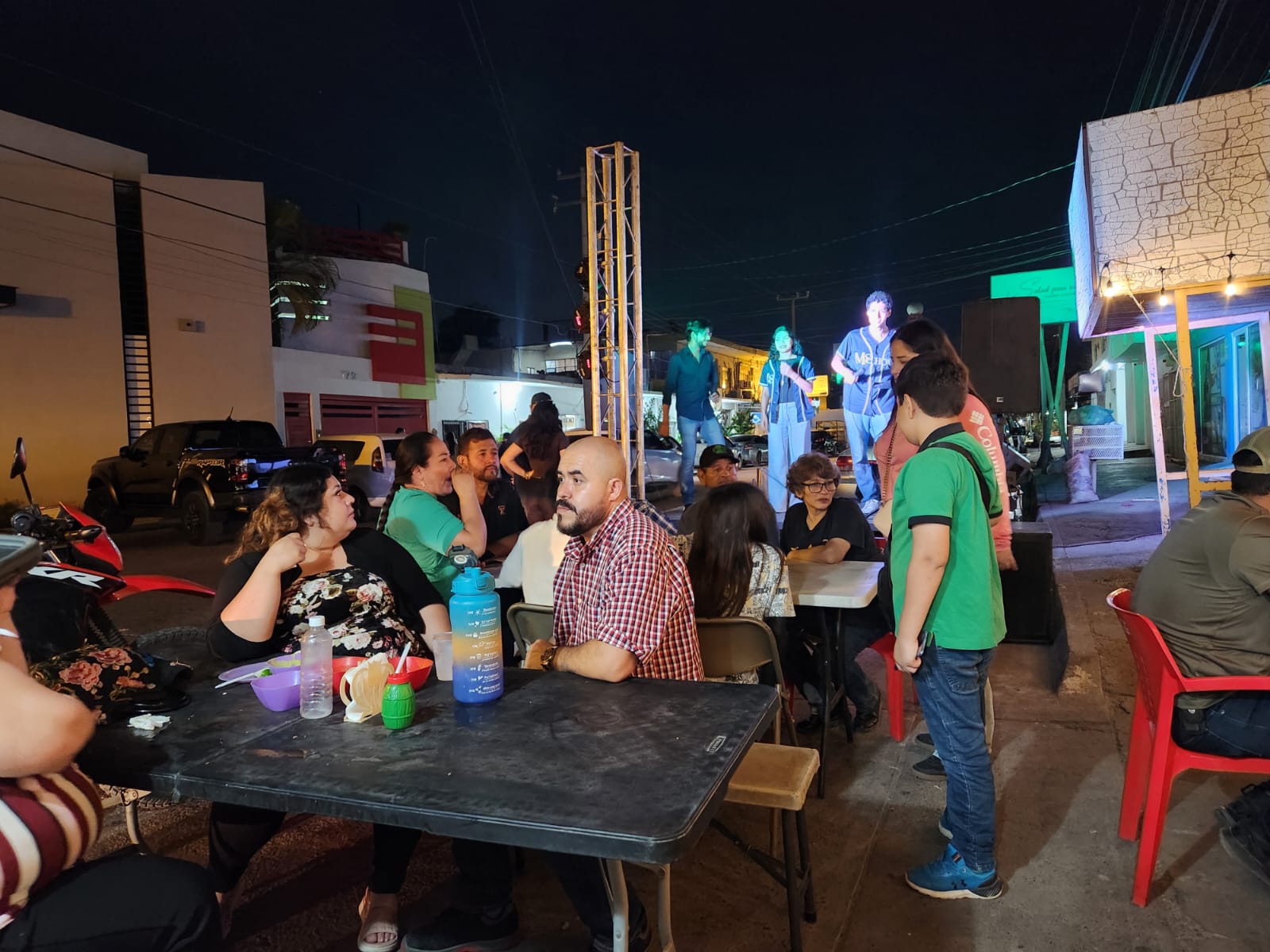 Fiesta por el Día del Taco en Guasave, Sin.