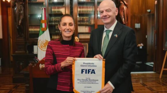 Claudia Sheinbaum y Gianni Infantino se reunen previo a la Copa Mundial 2026