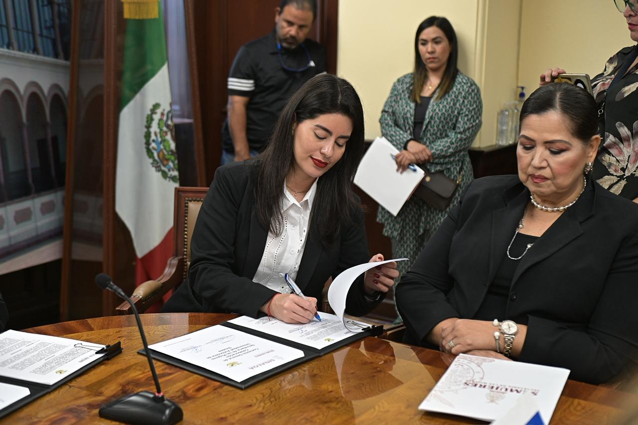 Firma de convenio entre Semujeres y UAS
