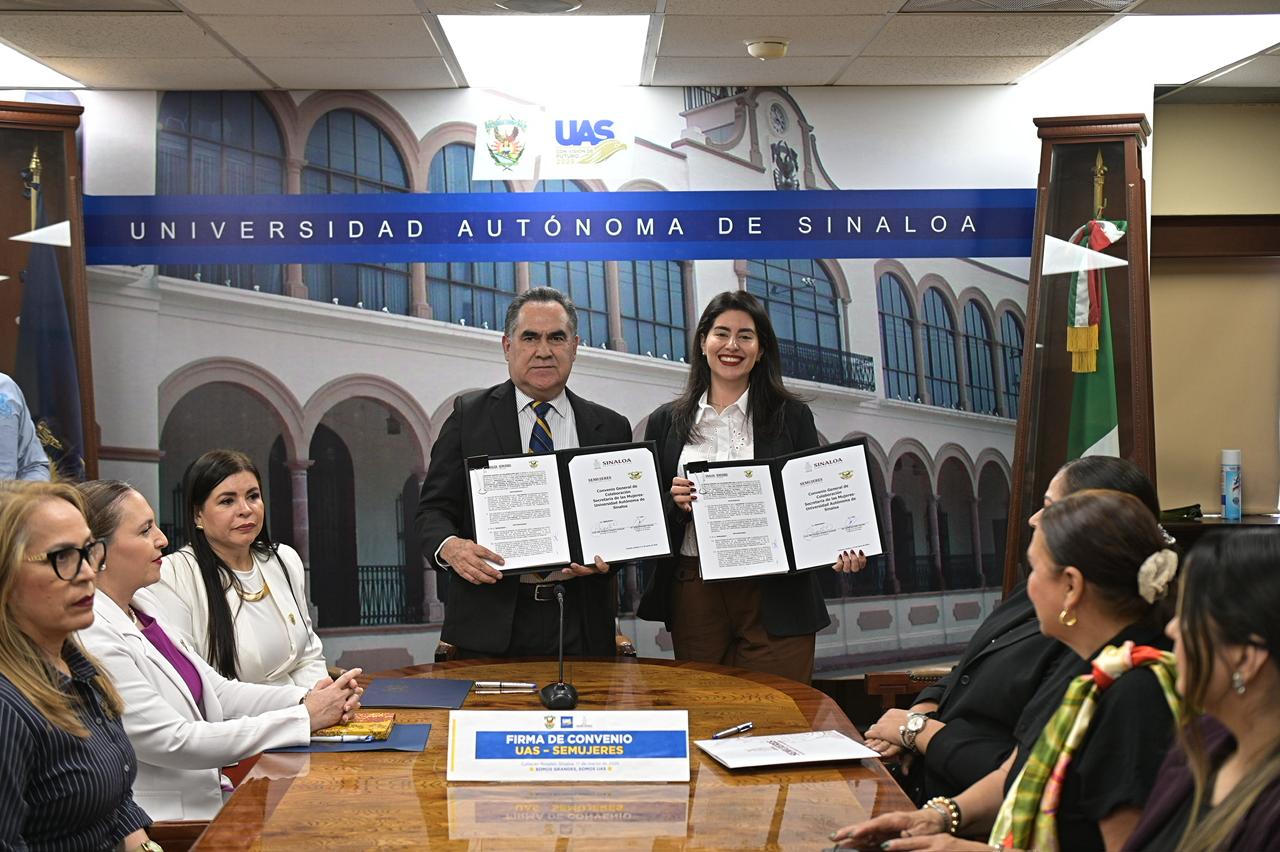 Firma de convenio entre Semujeres y UAS