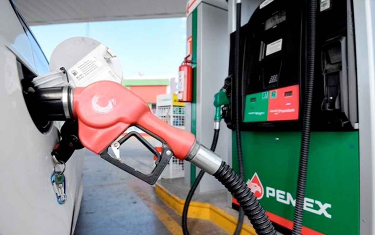 Bomba de la Gasolina Roja (Premium)