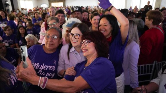 Resalta Imelda Castro avances en igualdad de género en encuentros con mujeres de Sinaloa