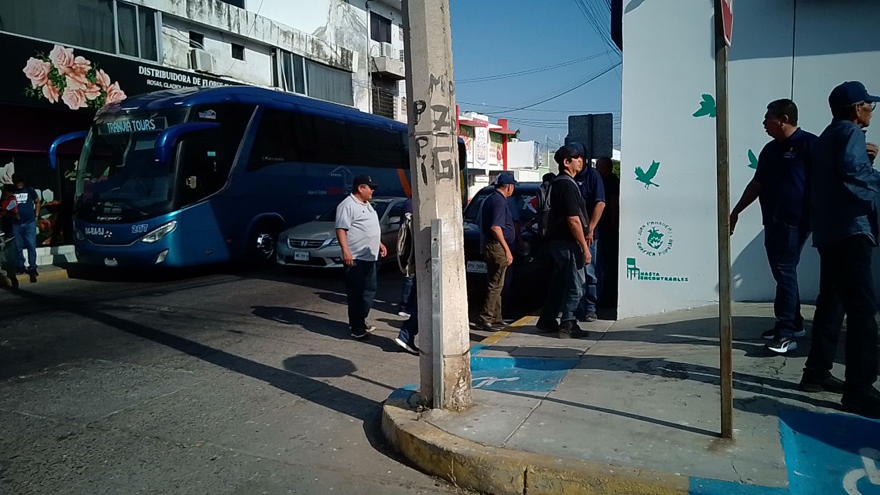 guerreros azules toman las instalaciones de la cedh en culiacan sinaloa