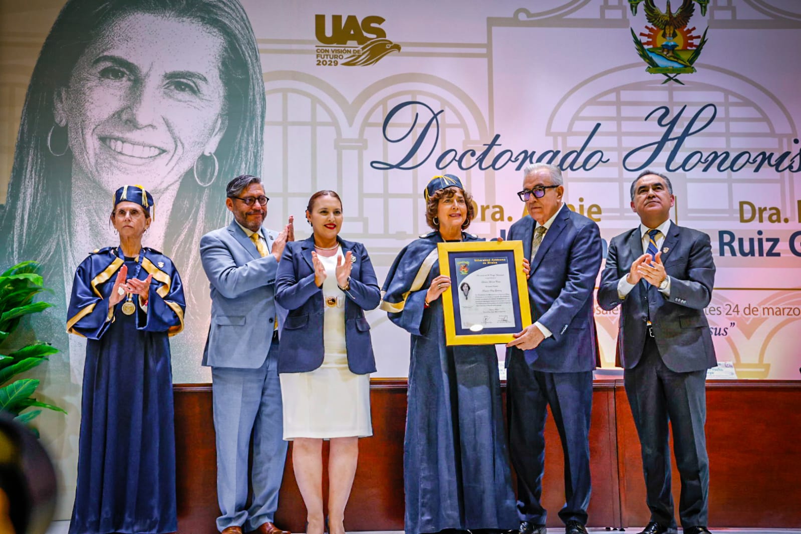H. Consejo Universitario, Sesión Solemne Doctorado Honoris Causa, Dra. Annie Pardo Cemo, Dra. Rosaura Ruiz Gutiérrez