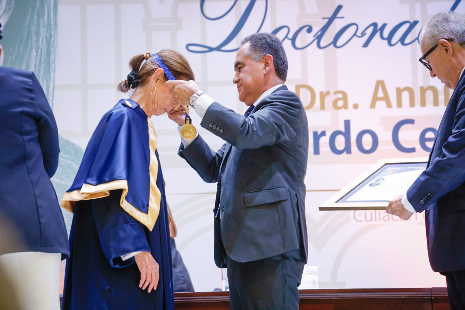H. Consejo Universitario, Sesión Solemne Doctorado Honoris Causa, Dra. Annie Pardo Cemo, Dra. Rosaura Ruiz Gutiérrez