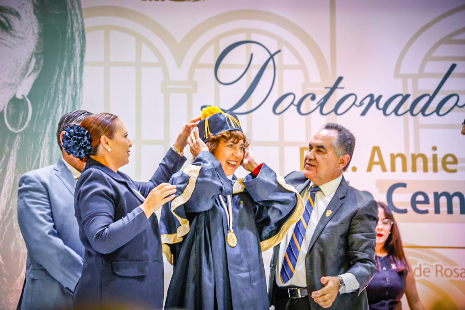 H. Consejo Universitario, Sesión Solemne Doctorado Honoris Causa, Dra. Annie Pardo Cemo, Dra. Rosaura Ruiz Gutiérrez
