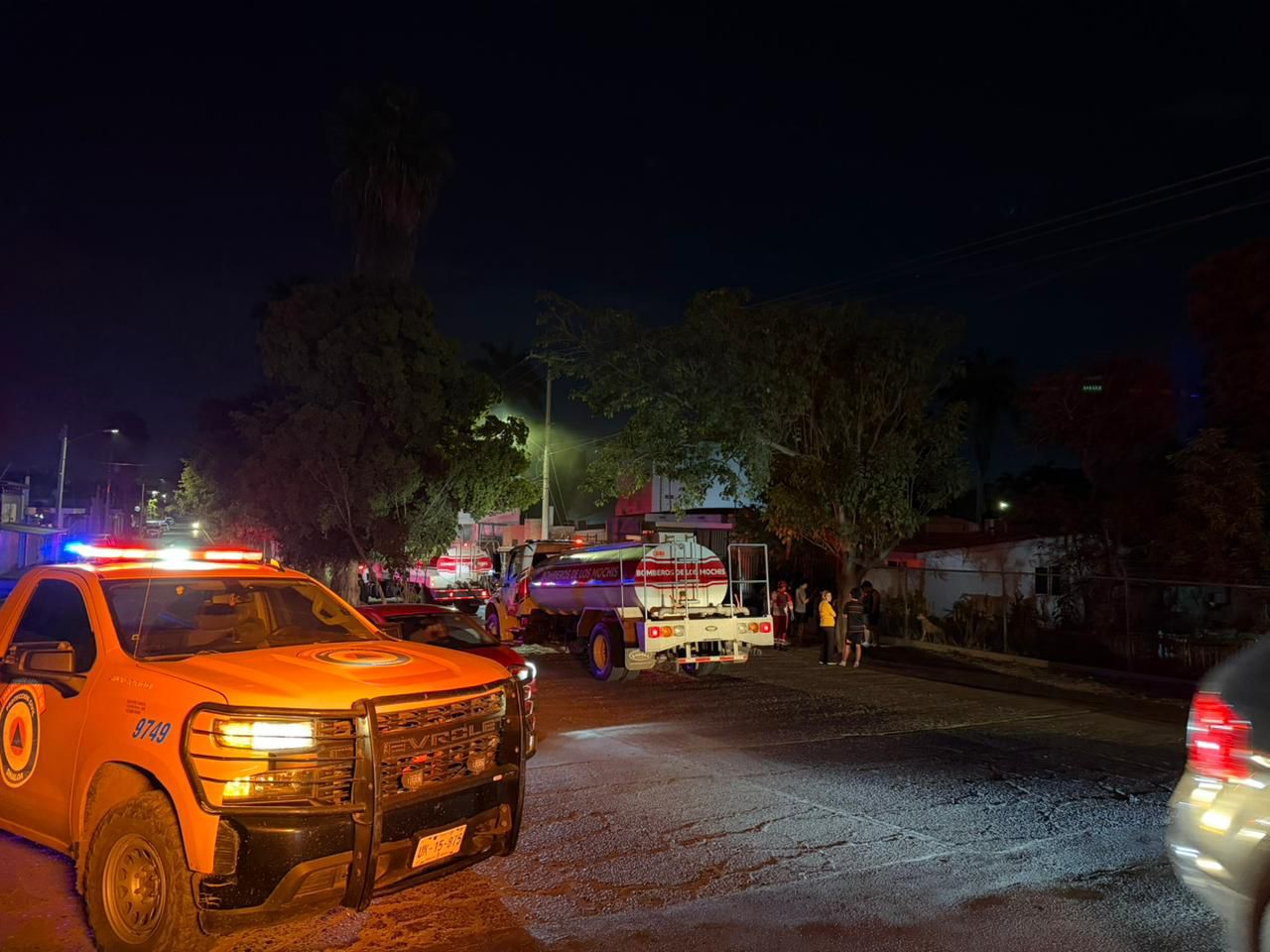 Hombre incendia su casa tras salir de un centro de rehabilitación en Los Mochis, Sin.