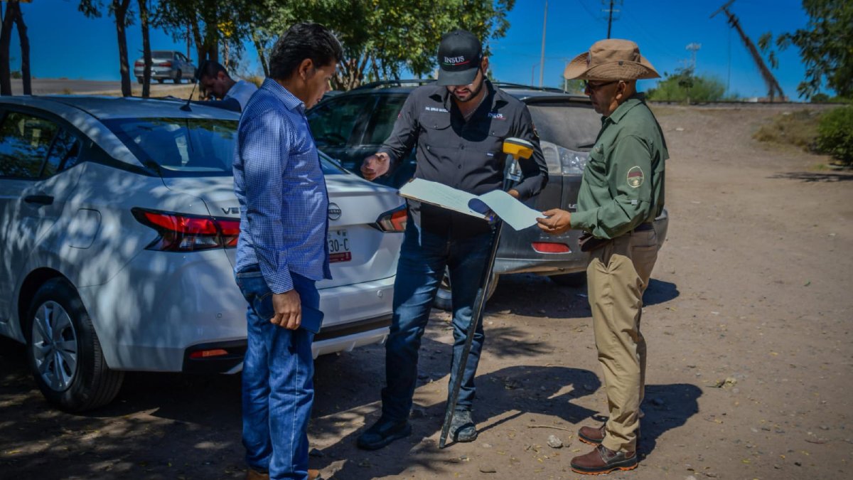 impulsan regularizacion de predios en colonia ferrocarril en guamuchil