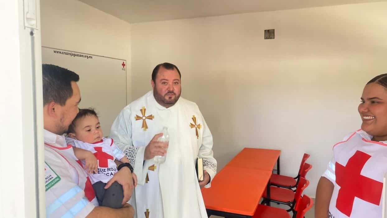 Inauguración de Cruz Roja en Ruiz Cortines