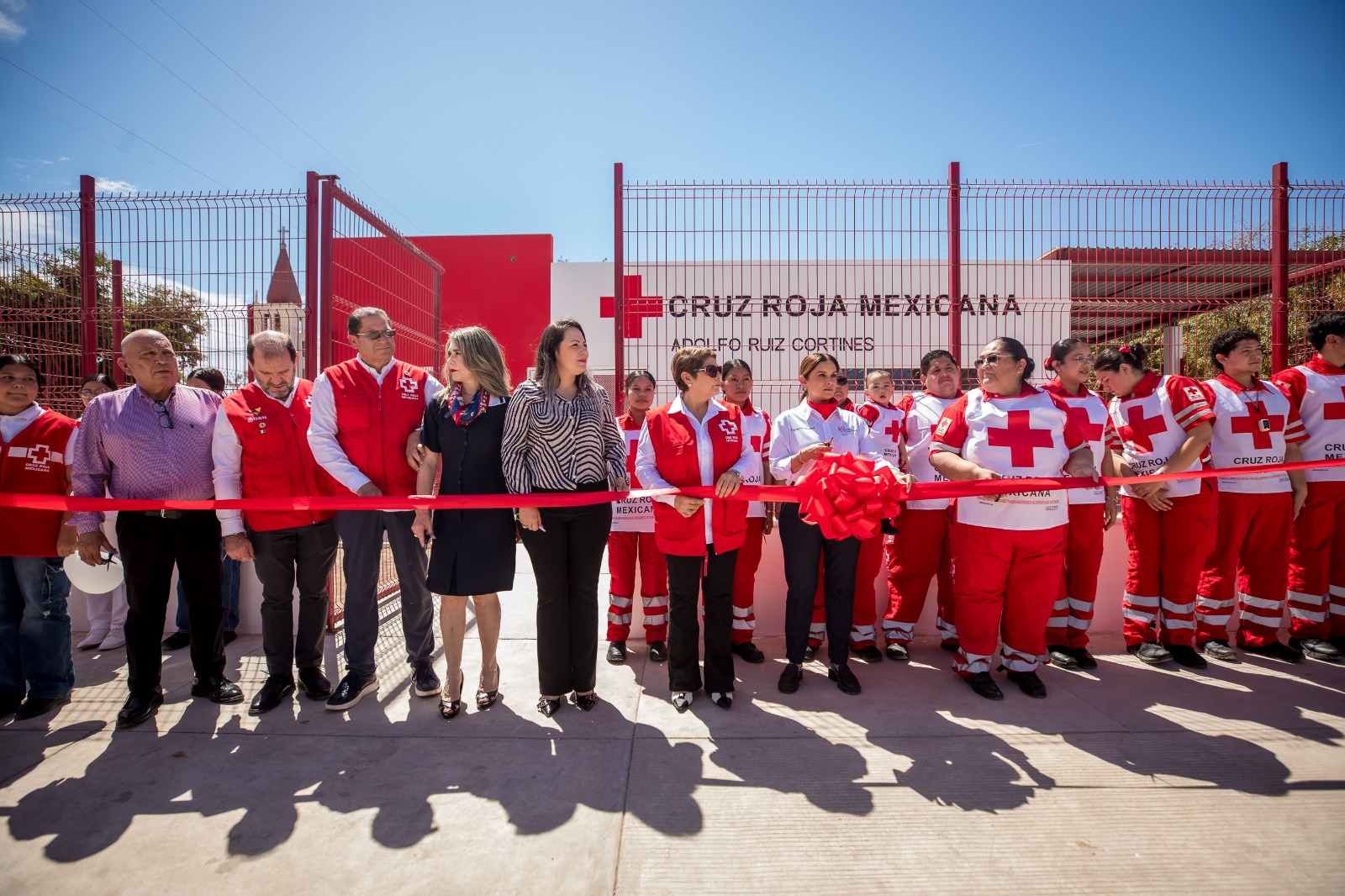 Inauguración de Cruz Roja en Ruiz Cortines
