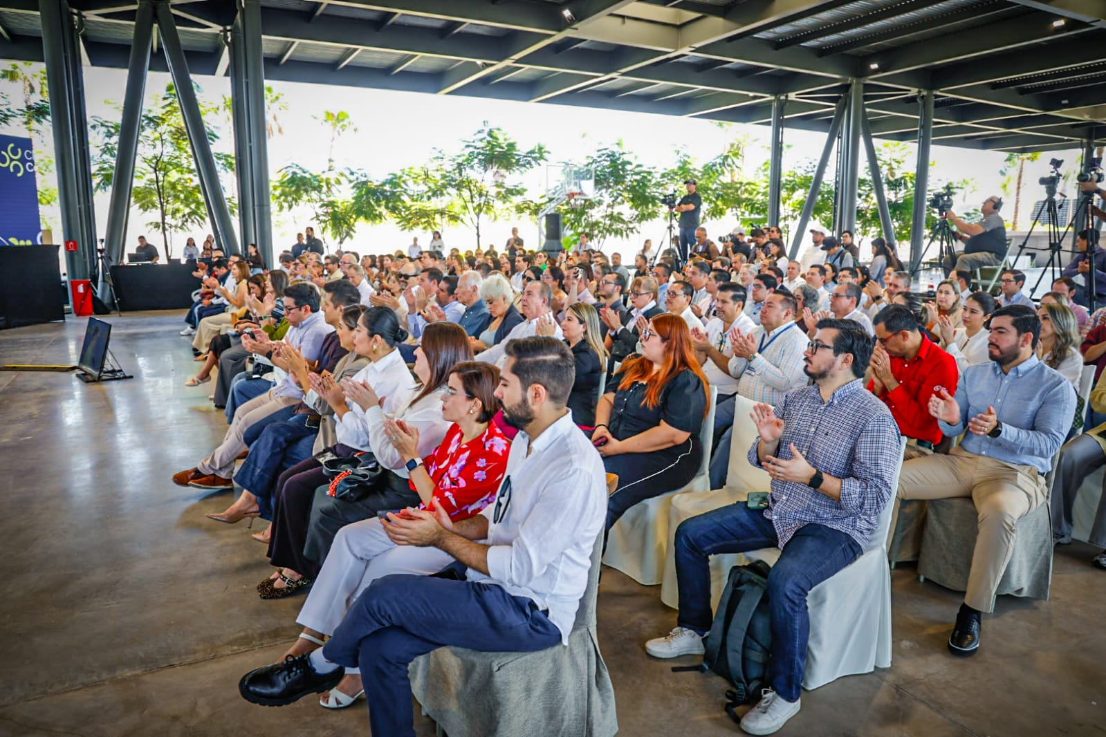 Inauguran el Club Deportivo Coppel en Culiacán