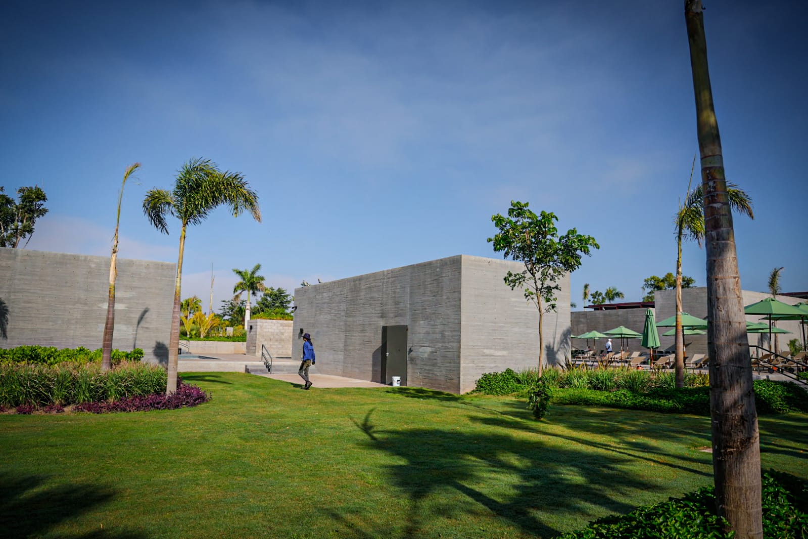 Inauguran el Club Deportivo Coppel en Culiacán